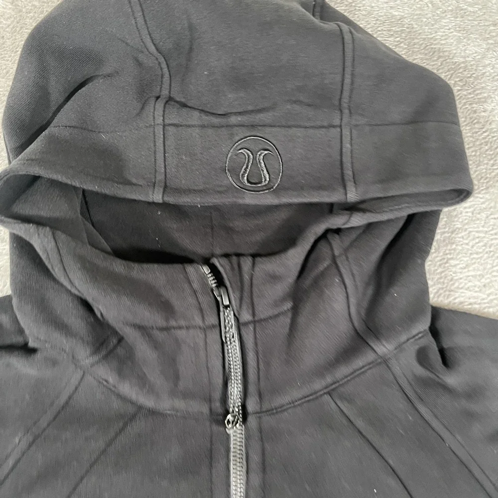 Lululemon Scuba Hoodie Womens 12 Black Full Zip Light Cotton Fleece Warm Branded